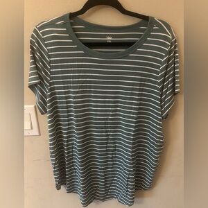 SO green and White Short-Sleeve Striped Crewneck Tee